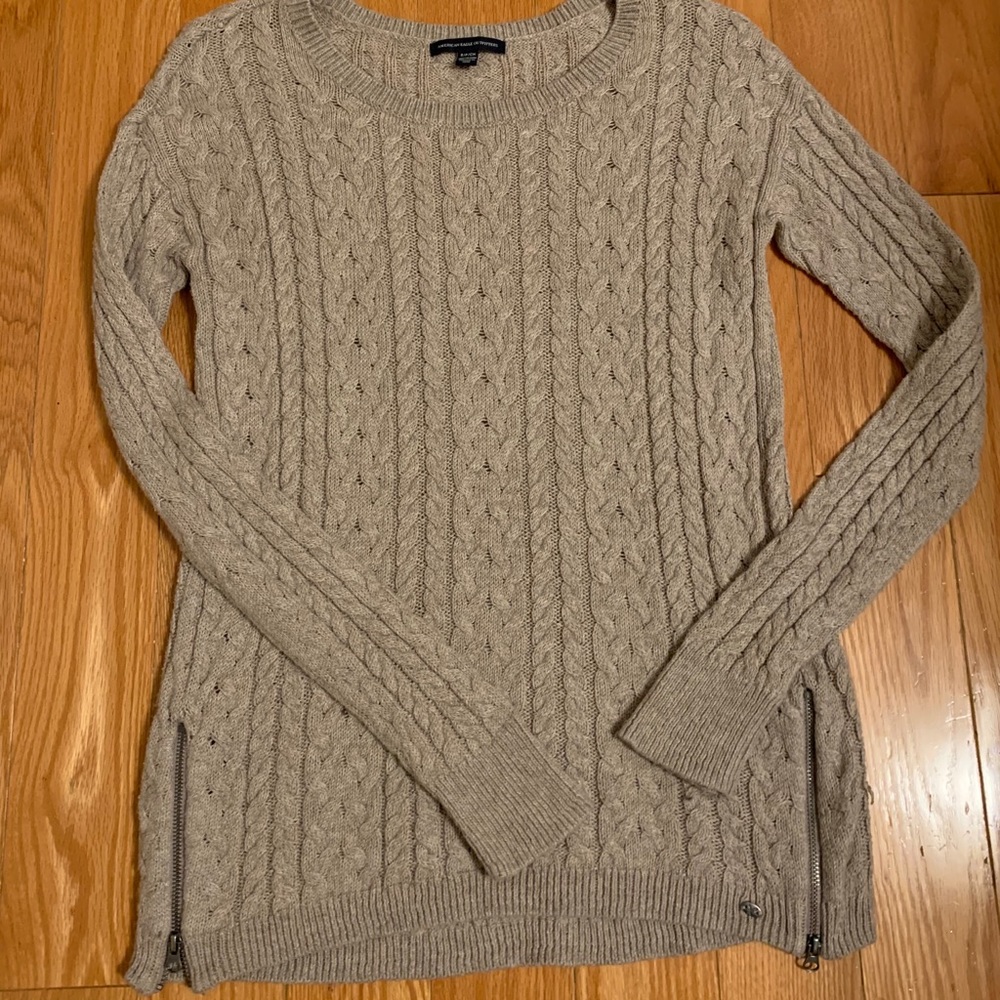 AE sweater